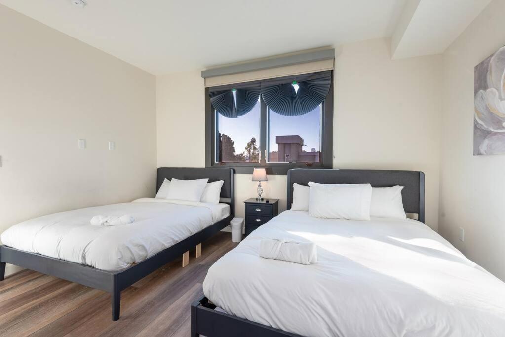 Luxurious Penthouse In Beverly Hills - Sleeps 10 Los Angeles Dış mekan fotoğraf